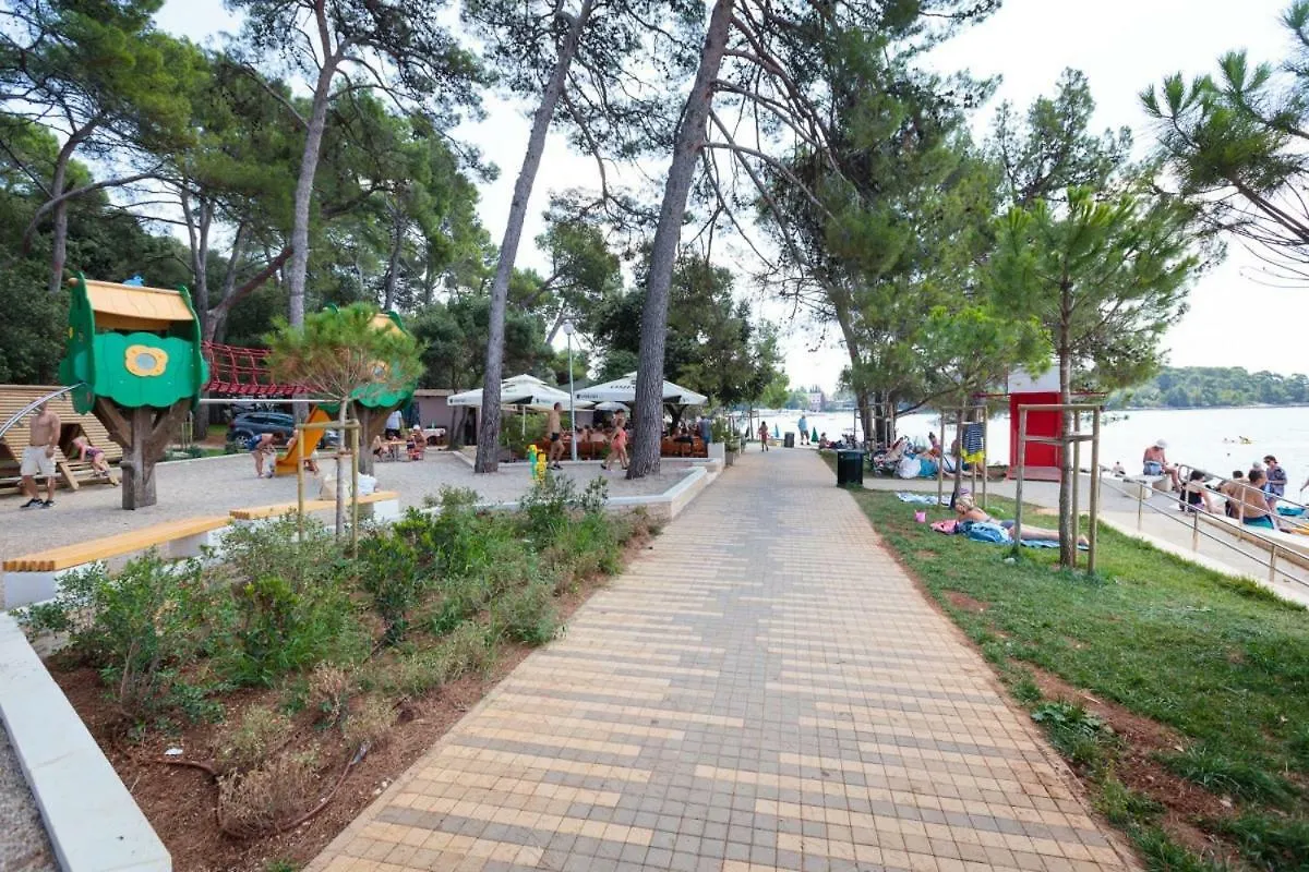 Lägenhet Apartmen Relax 200 M T Beach Rovinj